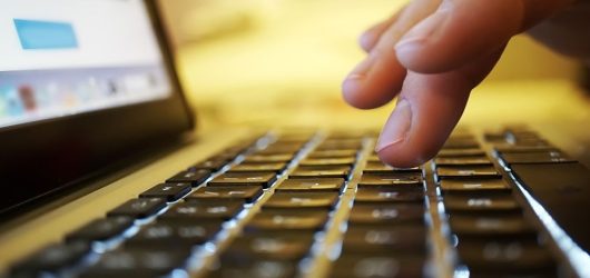 cosas-que-deberias-saber-sobre-el-mundo-de-la-informatica.jpg cosas-que-deberias-saber-sobre-el-mundo-de-la-informatica.jpg